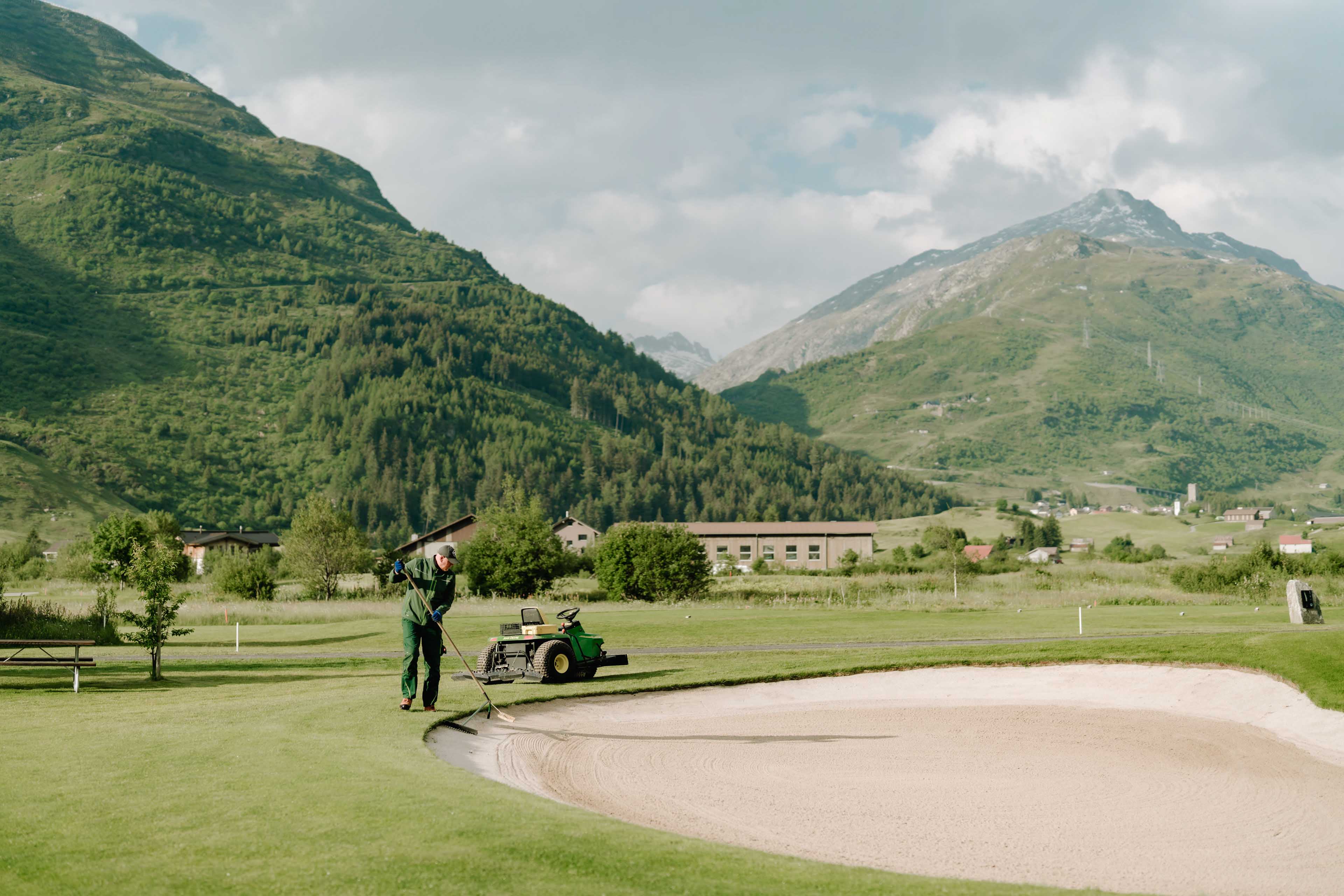 Service worker on the golf course